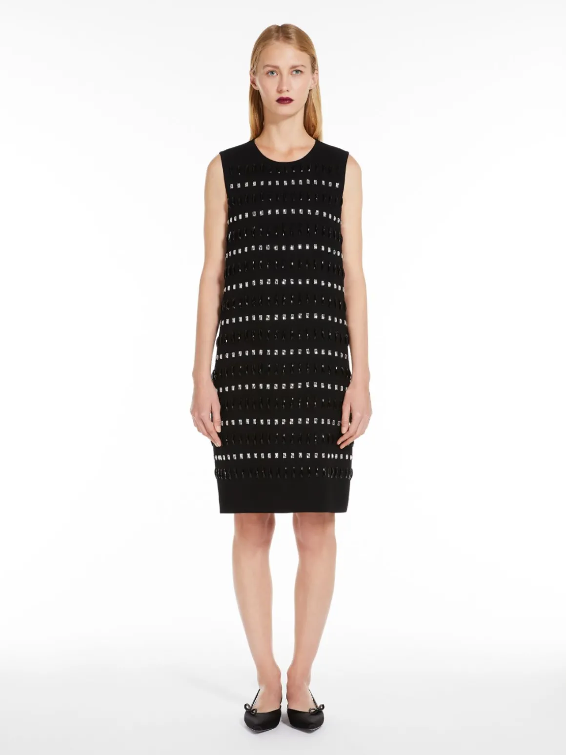 Abito boxy in cady ricamato