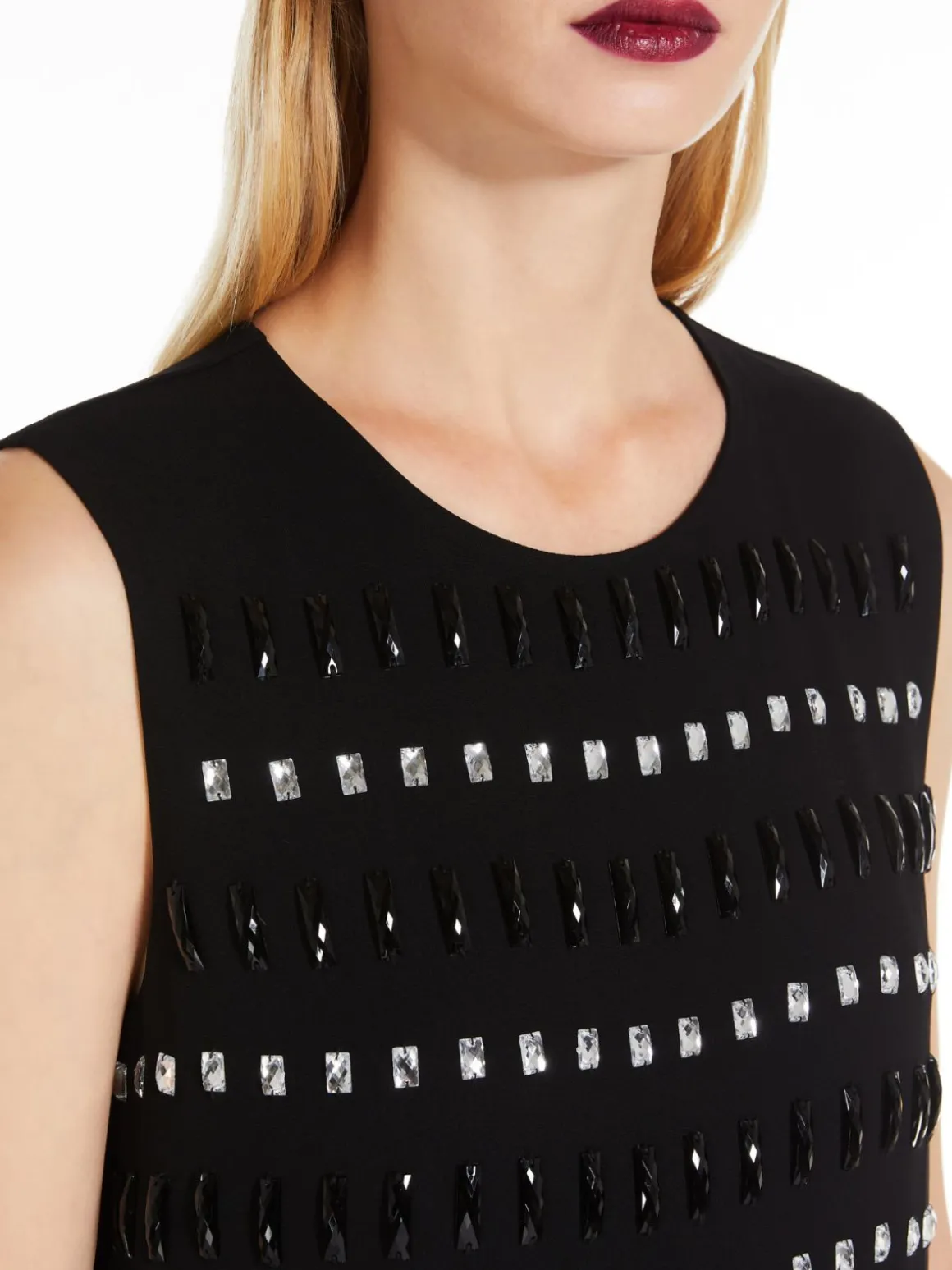 Abito boxy in cady ricamato