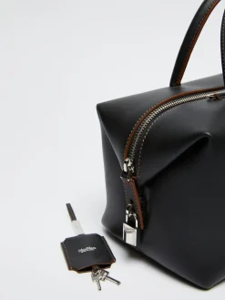 Bauletto in pelle lucida