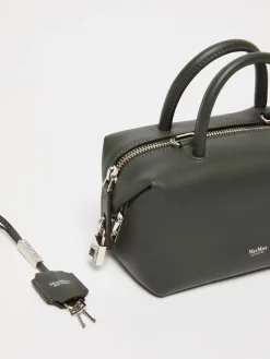 Bauletto piccolo in pelle lucida
