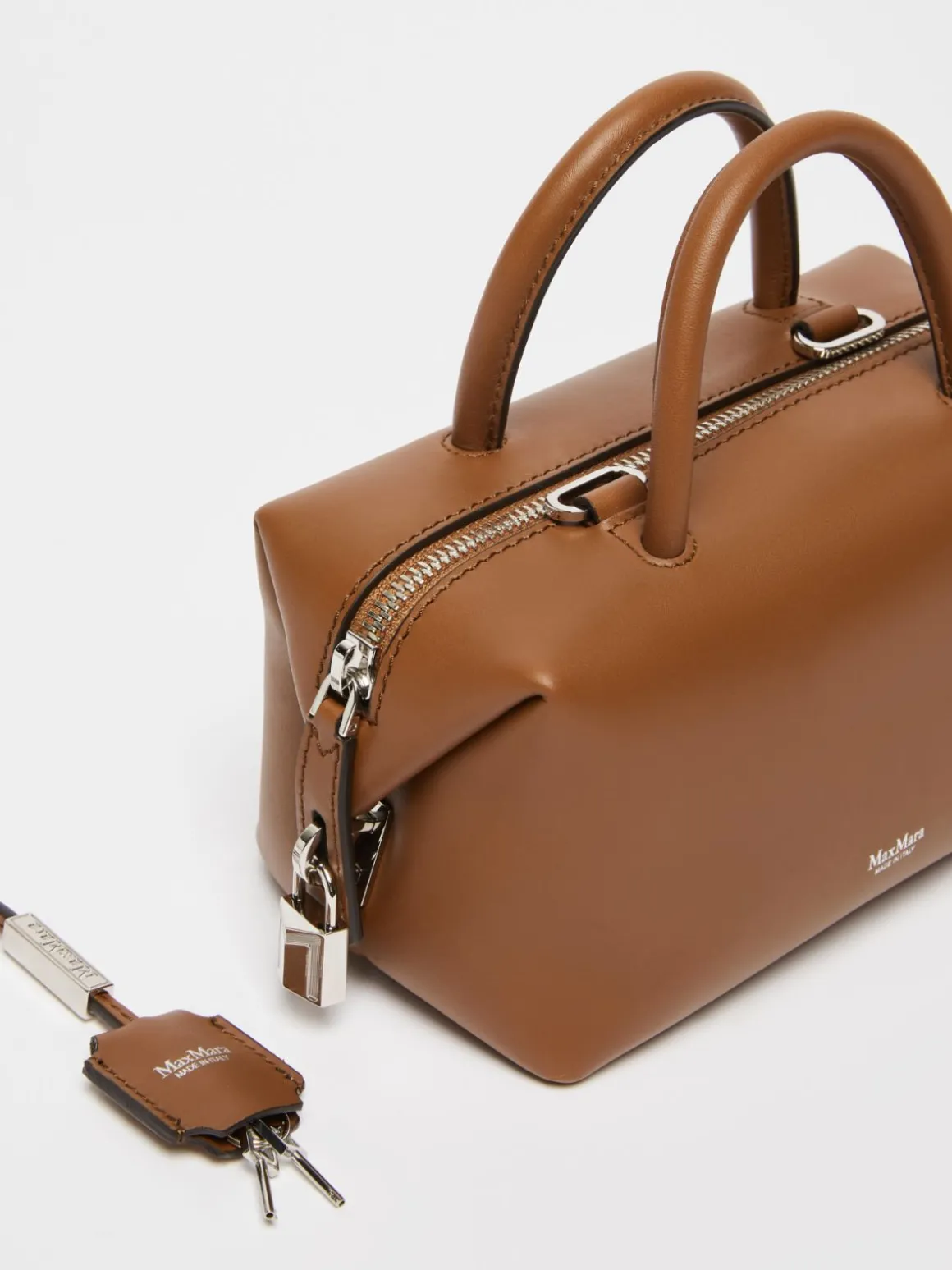 Bauletto piccolo in pelle lucida
