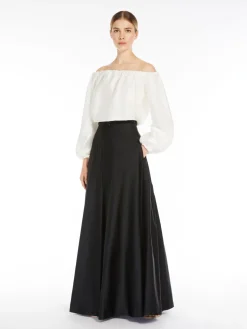 Blusa off-shoulder in seta