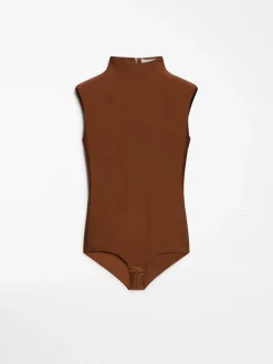 Body in lycra lucida