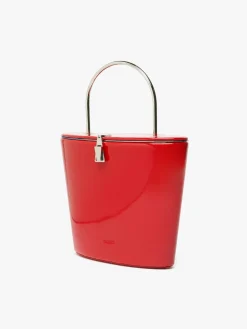Borsa a secchiello in vernice