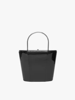Borsa a secchiello in vernice