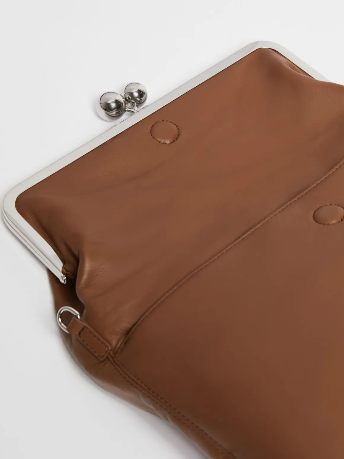 Busta Pasticcino Bag in nappa