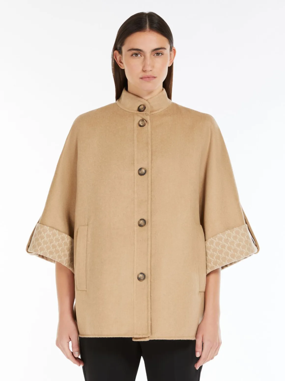 Cappa in lana e cachemire jacquard