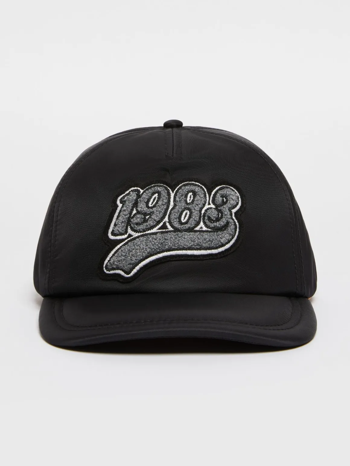 Cappello in nylon imbottito