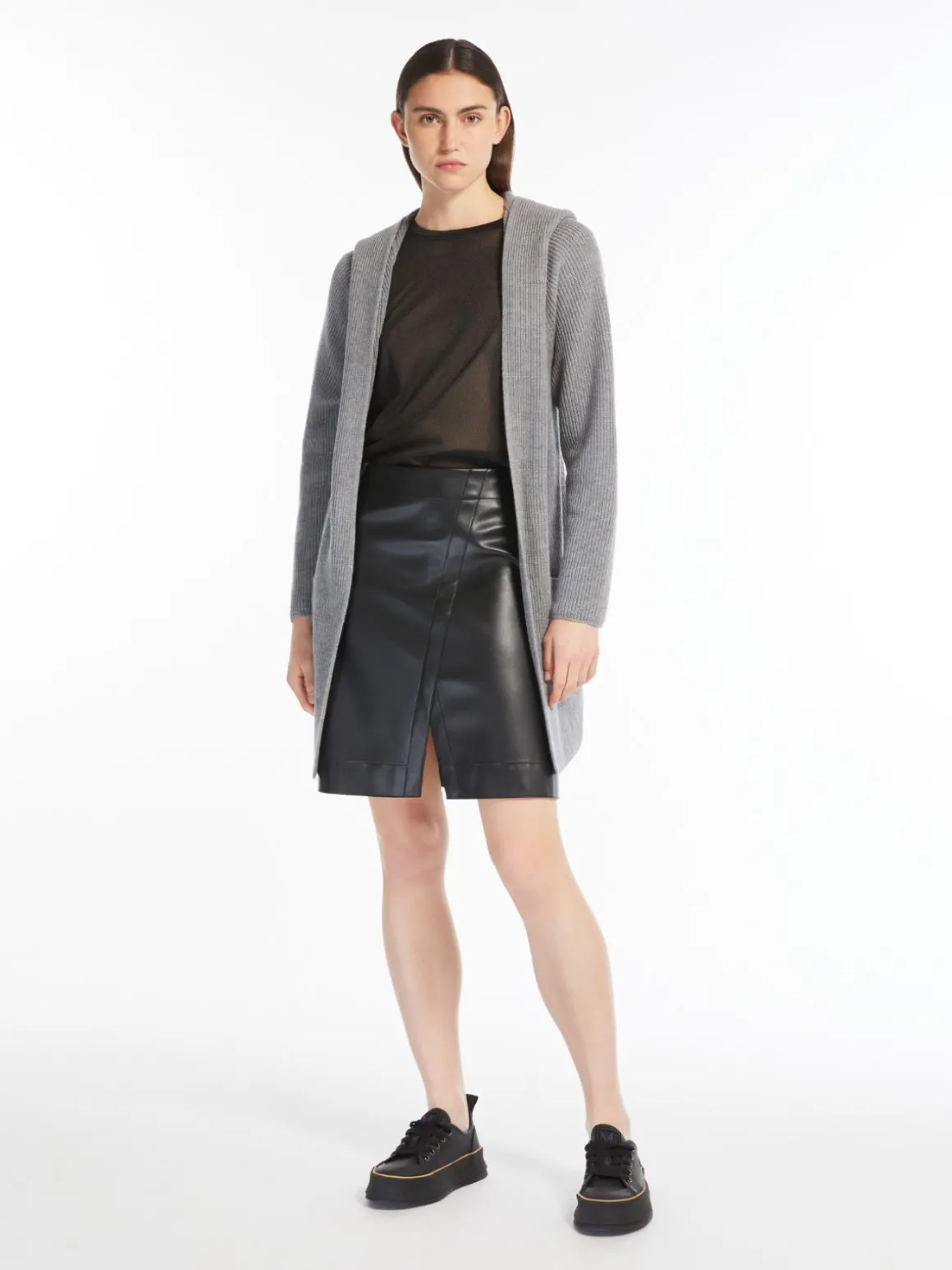 Cappotto in lana con cintura
