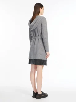 Cappotto in lana con cintura