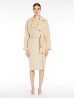 Cappotto in lana con zip