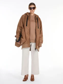Parka con cappuccio in tela antigoccia