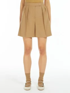 Short in lana