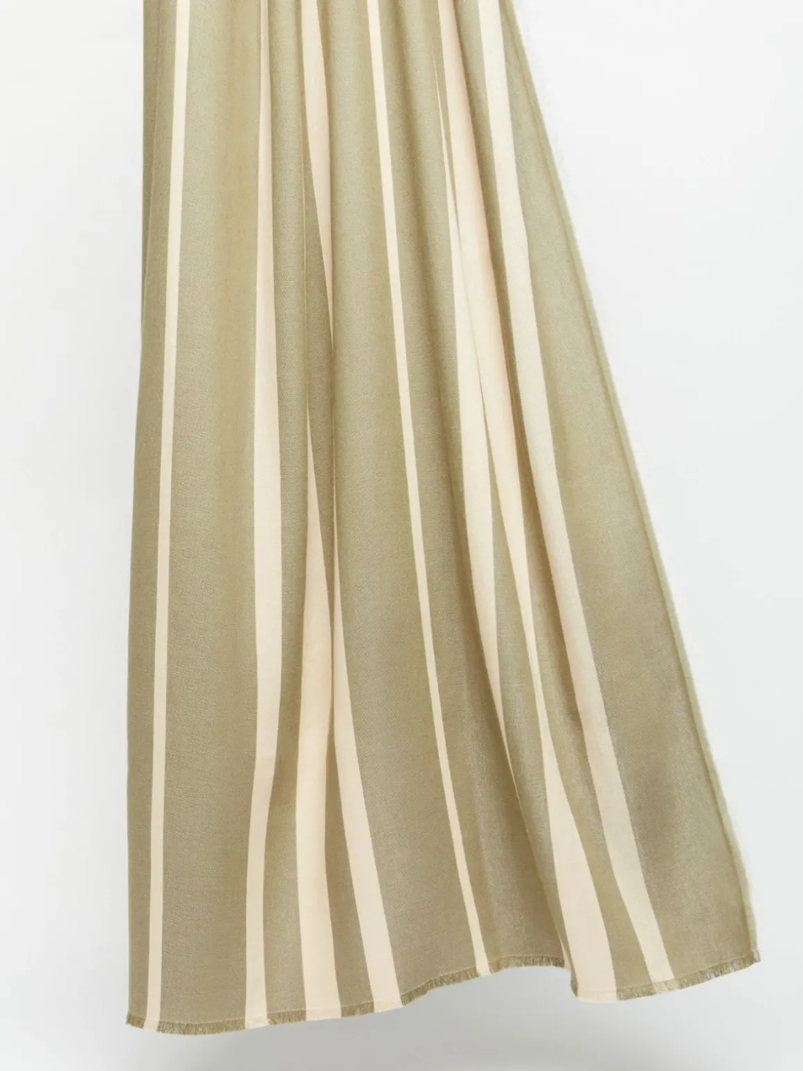 Stola in viscosa e cotone jacquard